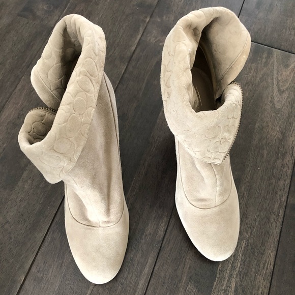 Coach Ankle Boots\Booties, Taupe, Suede, Size 9B - Picture 5 of 11